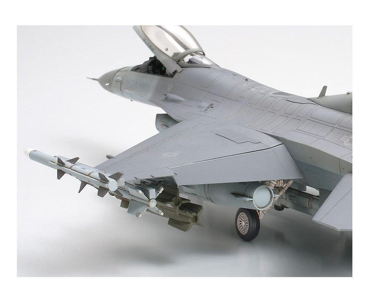 Tamiya 1/48 Lockheed Martin F-16C Block 25/32 Falcon ANG Modern Fighter Jet P...64235529197186113