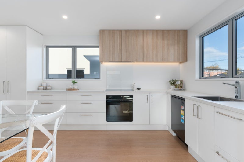 Easy Living, Elevated Style62865838023555112