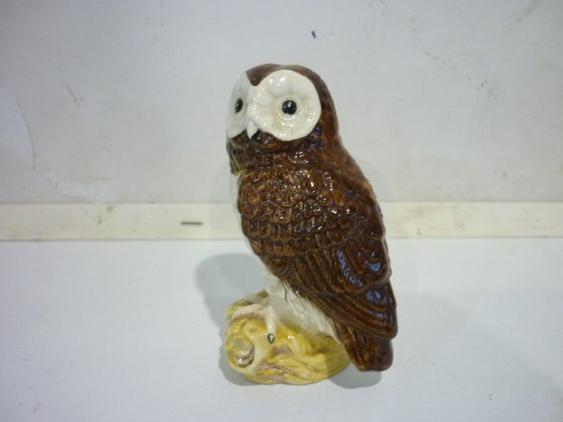 OWL BESWICK. TAWNY OWL. Carousel 2