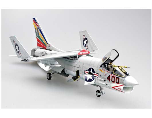 F-8E Crusader Trumpeter | No. 02272 | 1:3264180686093058111