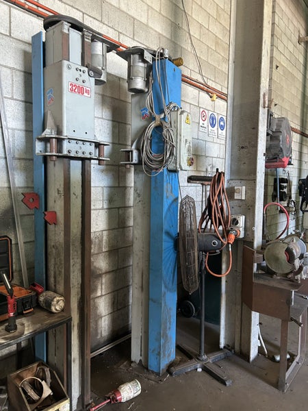 Rav 3.2ton Hoist Carousel 2
