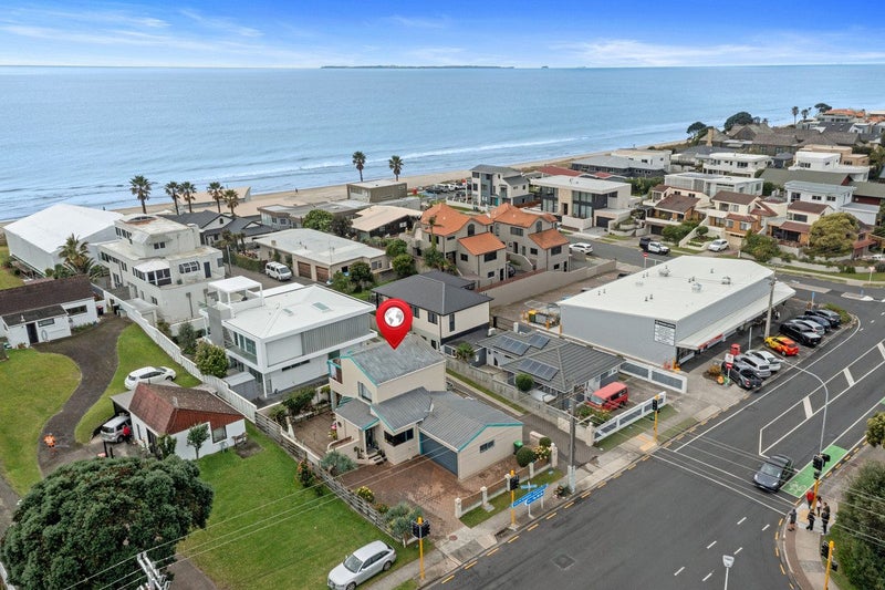 Image 3 of 20