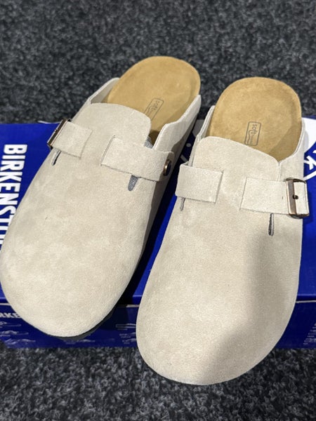 Birkenstock Women’s Clogs - Taupe Suede (Size EU 39 / UK NZ 6) Carousel 2
