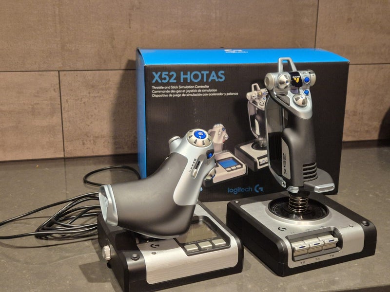 Logitech X52 HOTAS Carousel 1