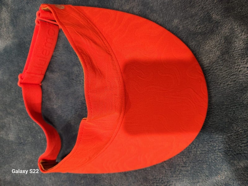 Lululemon visor BNWOT small white marks Carousel 1