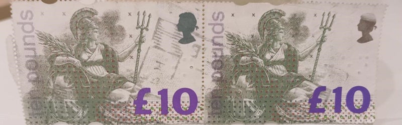 Great Britain 1993 Britannia 10 pound X2 Stamp Strip. FREE SHIPPING Within NZ!62854316063875114