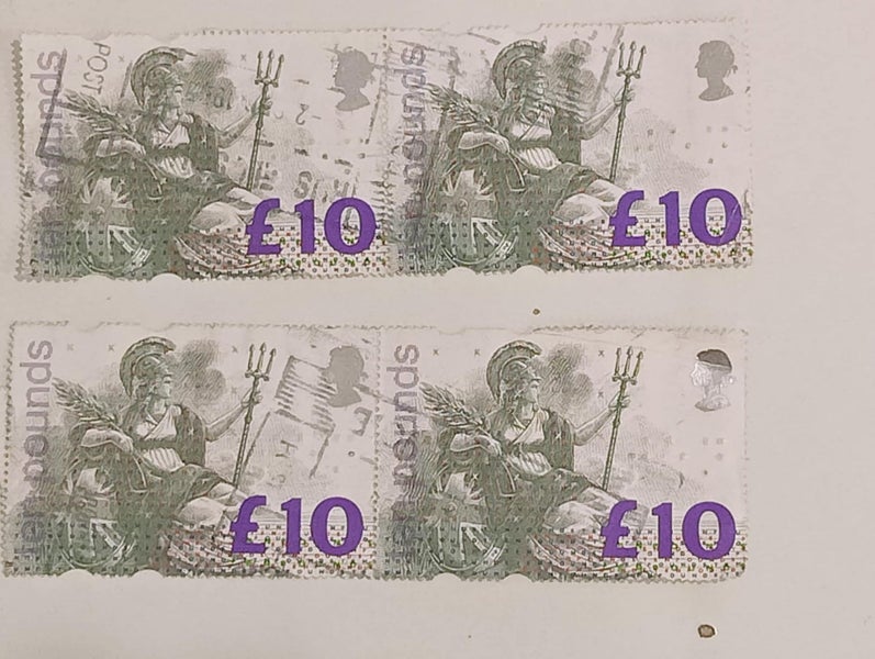 Great Britain 1993 Britannia 10 pound X2 Stamp Strip. FREE SHIPPING Within NZ!62854316063875112
