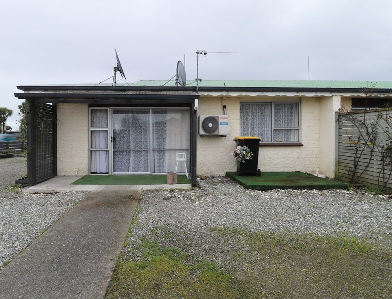 Image 1 of 8