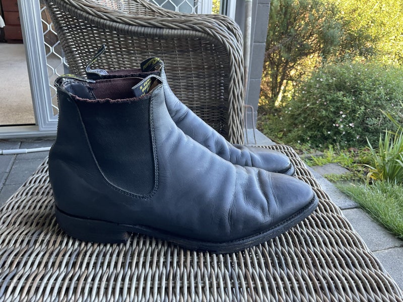 RM Williams men’s boots 9 1/2 H Carousel 2