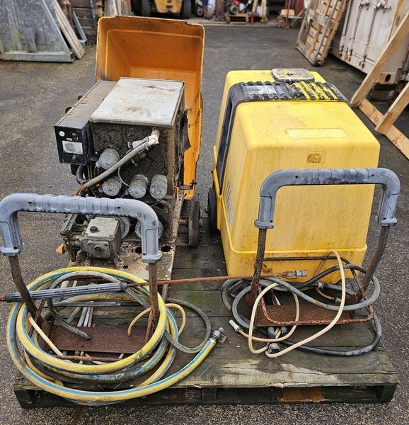 High Pressure Water Blasters Carousel 14