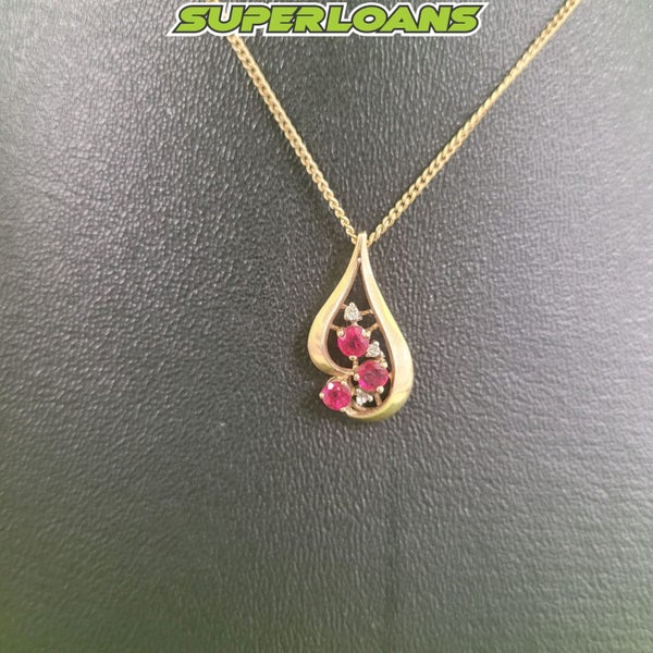9CT PINK STONE & DIAMOND PENDANT (1.28G) & GOLD PLATED CHAIN Carousel 2