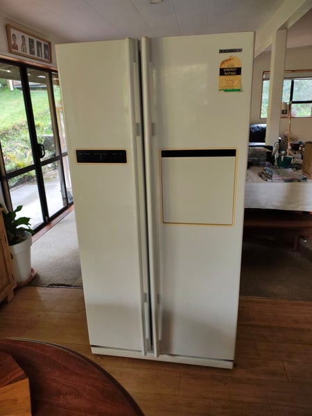 Fridge freezer Carousel 1