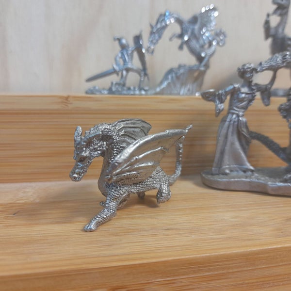Pewter dragons mixed lot - including Spoontiques and J Guthrie Carousel 2