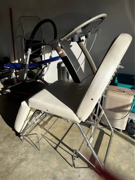 Beauty therapy/massage chair/table Carousel 2