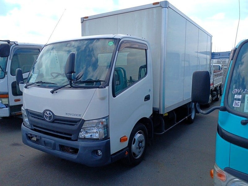2018 Toyota Dyna 300 Box Body Taillift 3YR WARR...62866854699651112