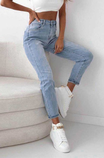 Arina Mom Jeans (NWT)628638670341141124
