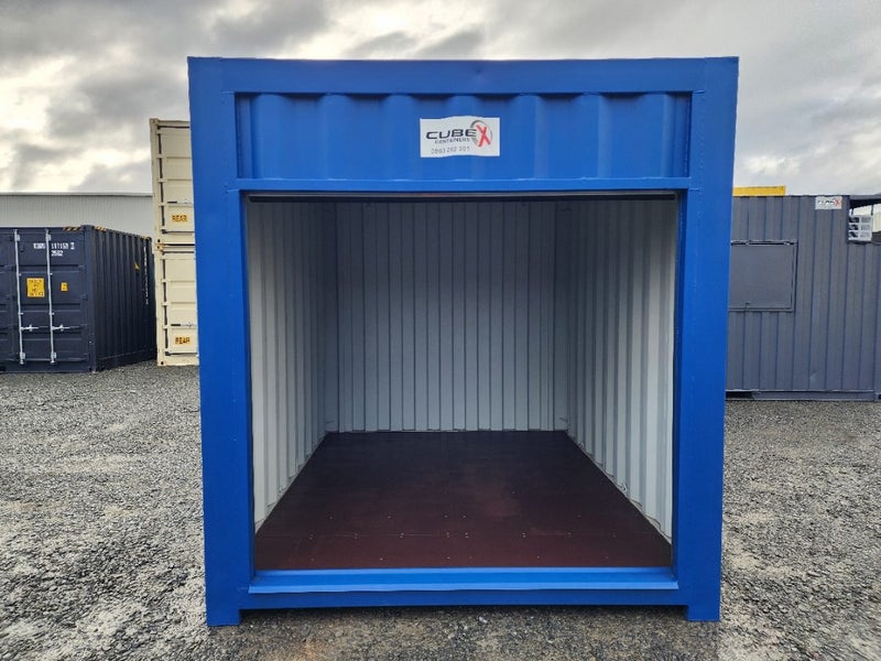 10ft Blue container with new roller door62864737892865111
