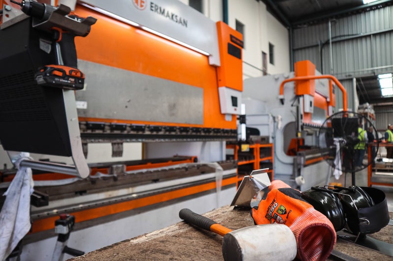 Action Manufacturing LP Carousel 2