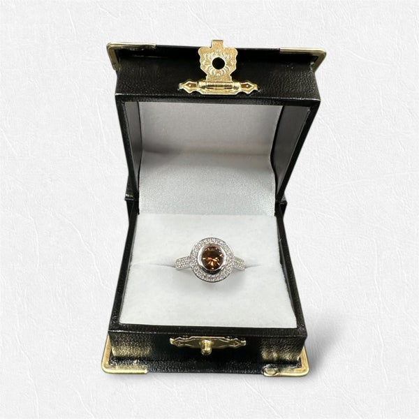 ONE ONLY Stunning 18ct White Gold Chocolate Diamond Engagement / Dress Ring62863853176707112