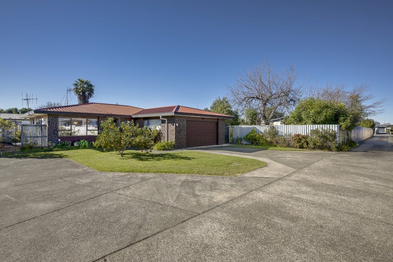 Image 1 of 20