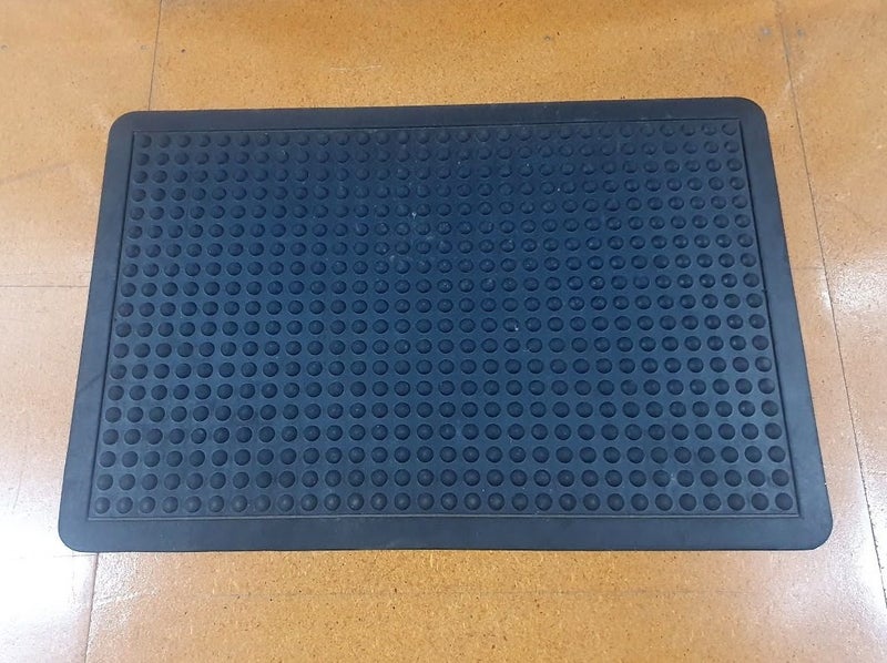 Heavy-duty anti-fatigue rubber Mats **WAY LESS THAN HALF PRICE** Carousel 3