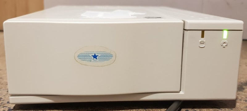 VINTAGE - 3.5" EXTERNAL DRIVE BOX/CADDY FOR SCSI Carousel 1