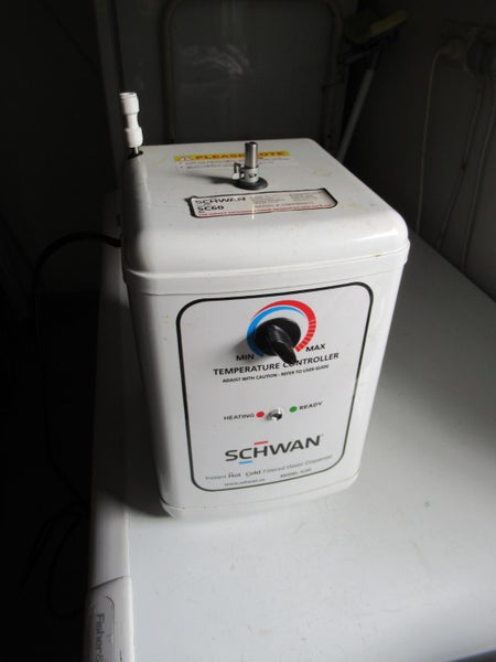 Schwan Instand Hot & Cold Water Dispenser Carousel 2