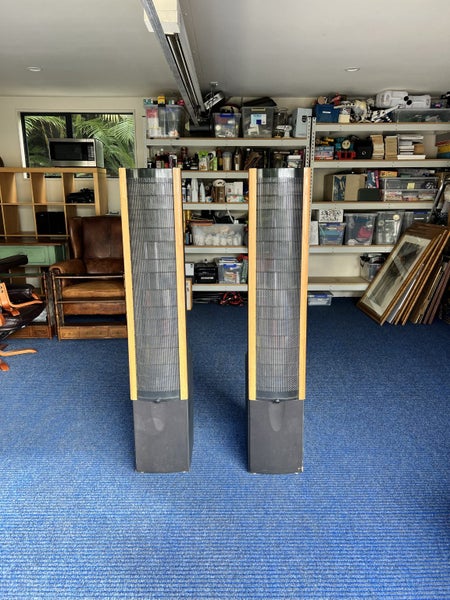 2 x Martin Logan Aeon Electrostatic Speakers – Audiophile Quality629357043107861113