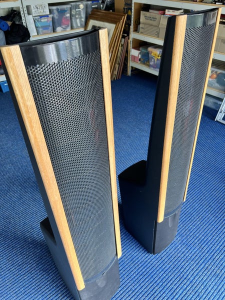 2 x Martin Logan Aeon Electrostatic Speakers – Audiophile Quality62935704310786111