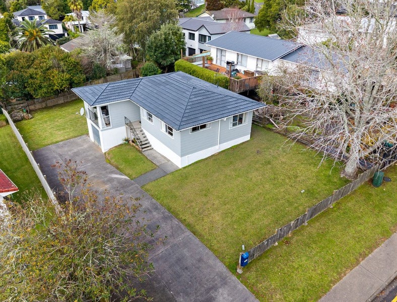 Image 1 of 18