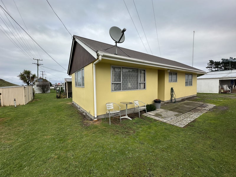 Image 1 of 28