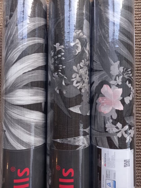 Wallpaper. Jungle Leaves - Charcoal & Grey. PTW. Carousel 2
