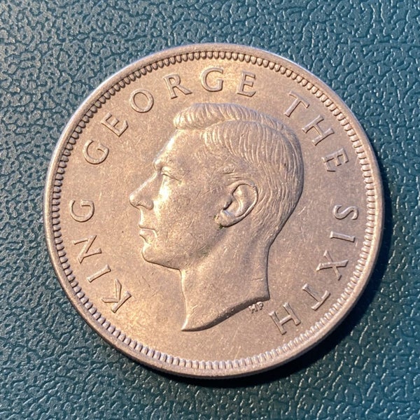 NZ Half Crown 1950 Carousel 2