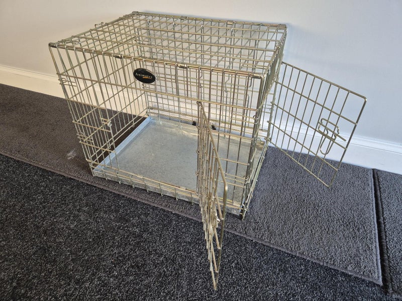 Quality Metal Pet Cage / Crate Carousel 1