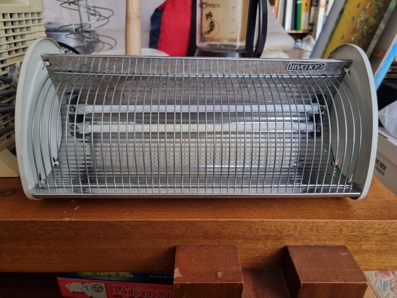 Goldair Radiant Heater. Carousel 1