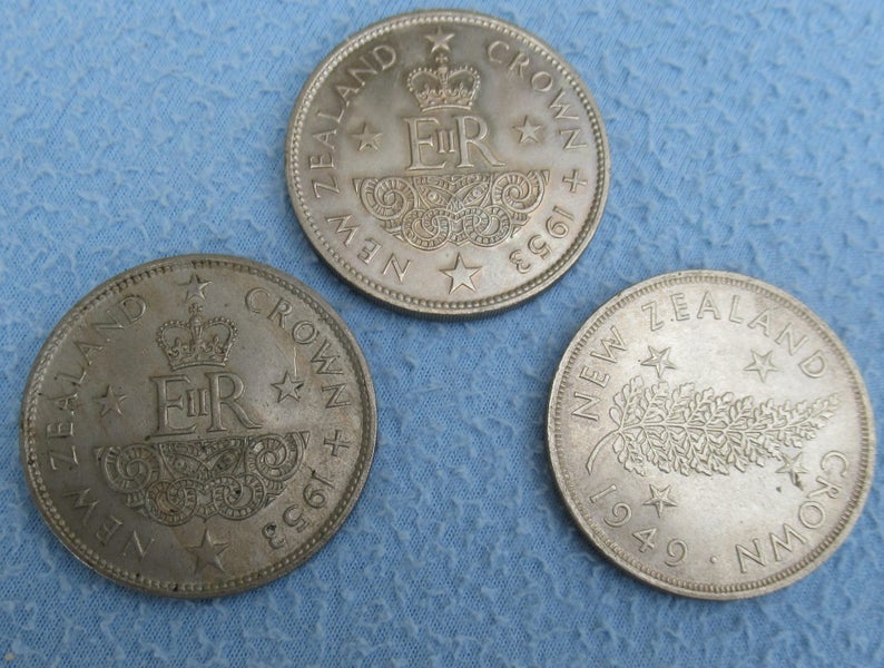 3 N.Z. Crowns Carousel 2