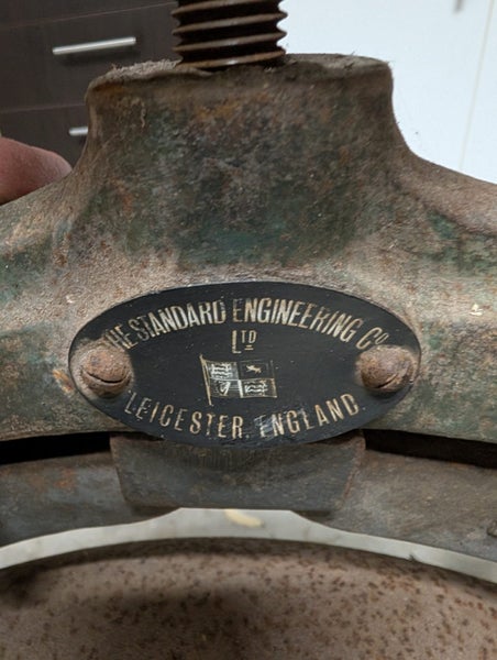 vintage metal fold press Carousel 12