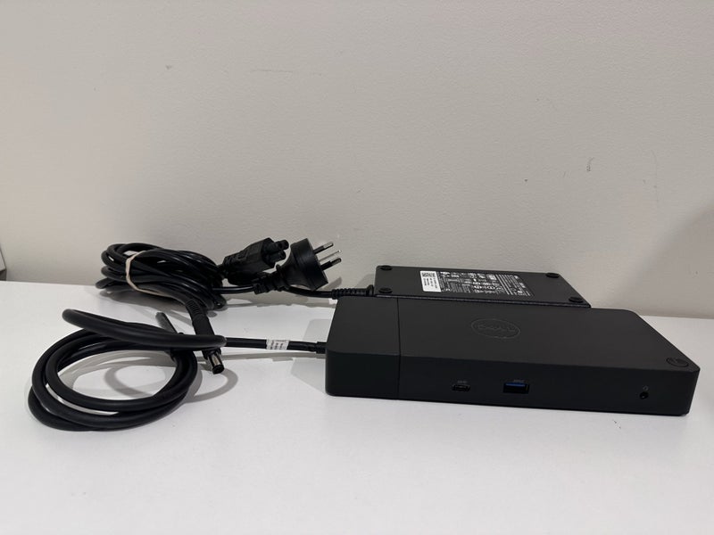 Dell WD19S USB-C Triple FHD Docking Station with 180w adapter63003959902977114