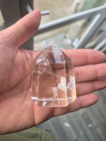 clear Crystal rock $1!!!! Carousel 9