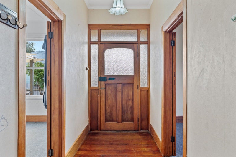 Image 2 of 21
