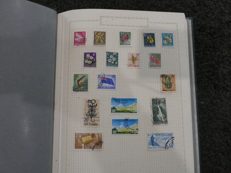 NZ Decimal stamps album-$1res Carousel 2