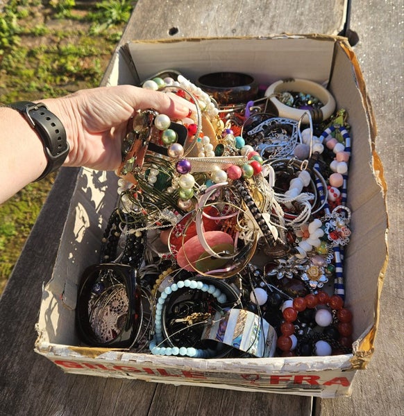 Large bulk lot of costume jewelry Carousel 2