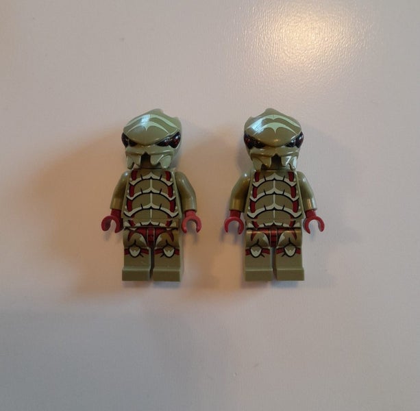 $1 RESERVE LEGO GALAXY SQUAD ALIEN BUGGOID MINIFIGURES Carousel 1
