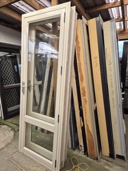 Cream Door 2.2 H x 790 W Opens outwards #1992 Carousel 1