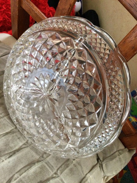 3 SECTIONS DISH CUT GLASS PATTERNED Carousel 5