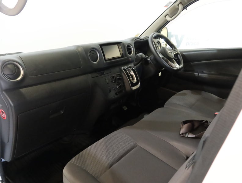 2022 Nissan NV350 2.0*PETROL* LWB* 5 DOOR*62866857976450114