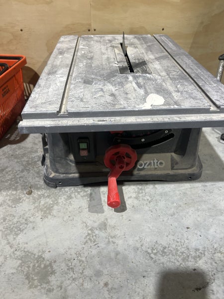Ripping saw Carousel 1