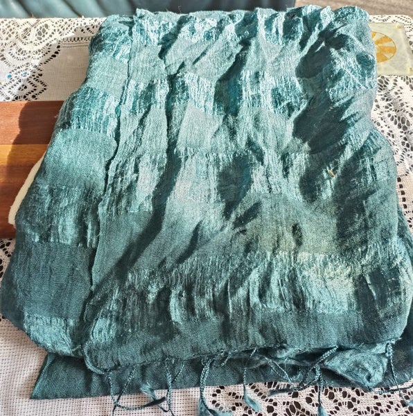 $1NR LOVELY TEAL SCARF Carousel 1
