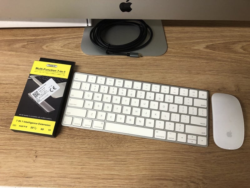 27" iMac 10 Core, i9, 5K - 2020 Model Carousel 2