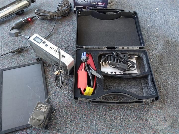 Jump Solar Jump Start And Lights Workshop Equip Carousel 2